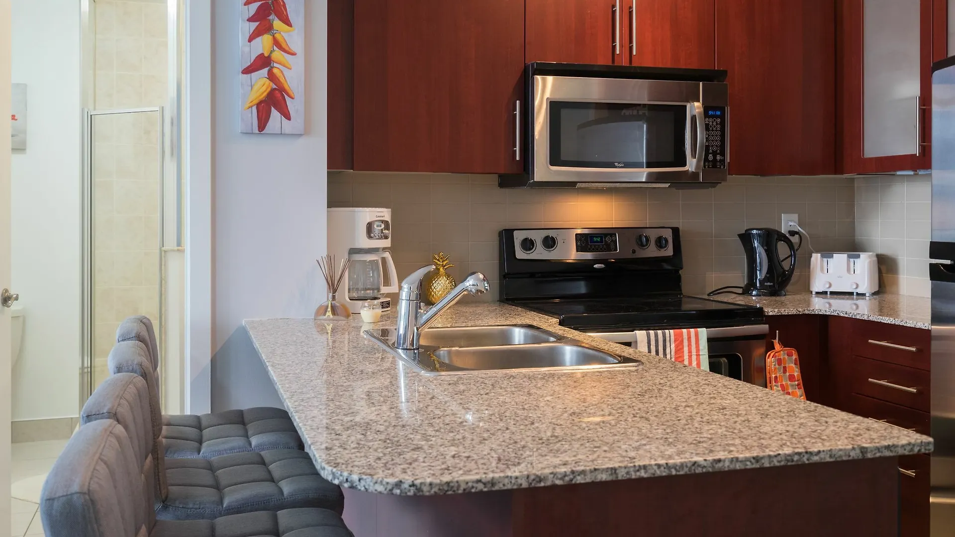 Szálloda Applewood Suites - 3 Bdrm Ent. District Toronto